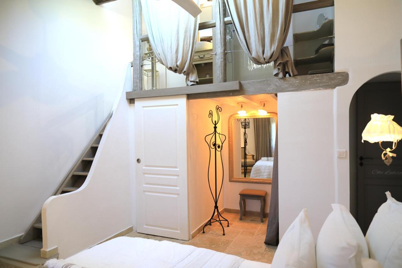 Maison d'hotes Les Ecuries du Mas Lamanon Extérieur photo