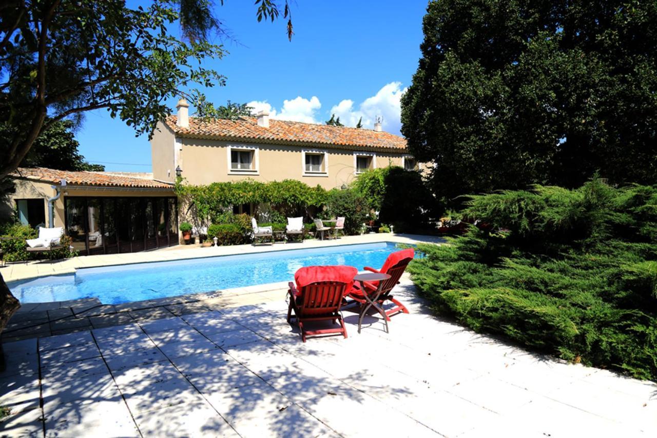 Maison d'hotes Les Ecuries du Mas Lamanon Extérieur photo